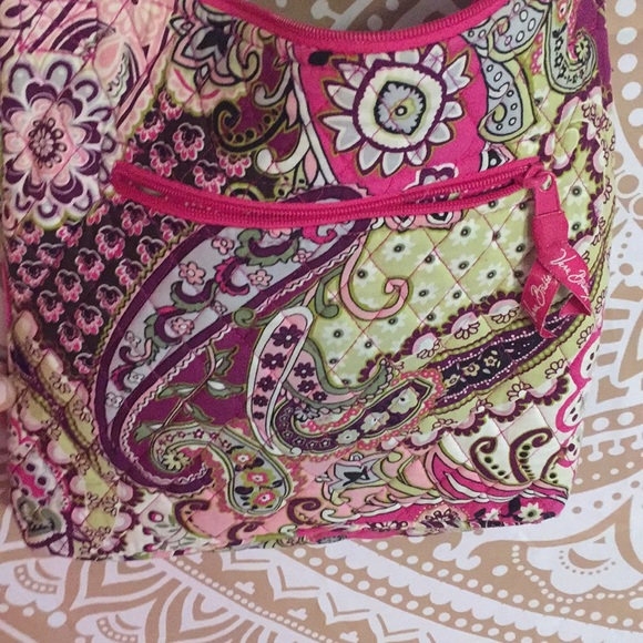 Vera Bradley Cossbody - Picture 3 of 4